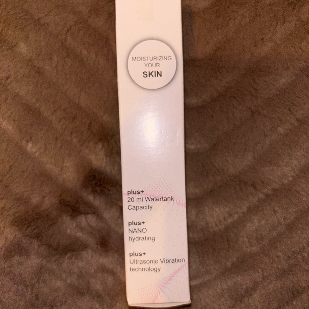 Refreshing & Hydrating Face Mist